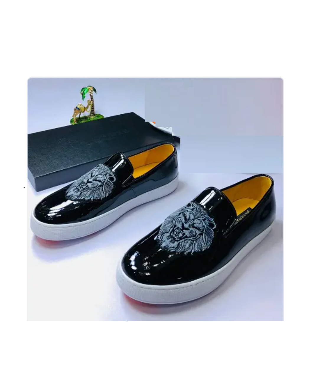 BLACK GOVERNORS WETLOOKS LION HEAD SNEAKERS