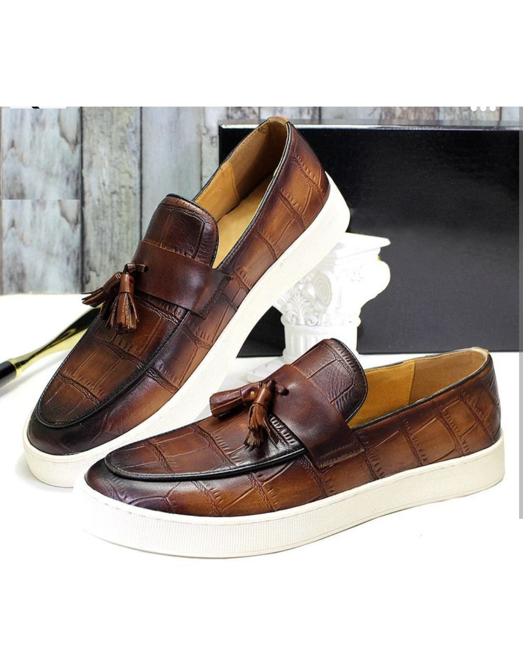 Burnt Brown Governors Alligator Leather Sneakers