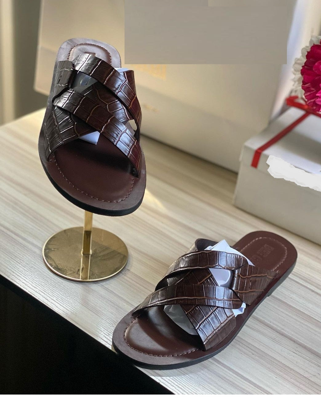 Alagator Slippers BROWN GOVERNORS ALLIGATOR SKIN CLAW SLIPPERS – NaijaFootStore