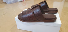 BROWN GOVERNORS ALLIGATOR T-DESIGN SOFT INSOLE SLIPPERS