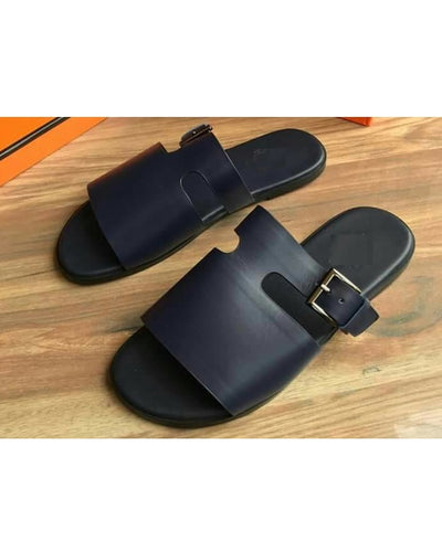 BLACK GOVERNORS T CUT LEATHER SLIPPERS