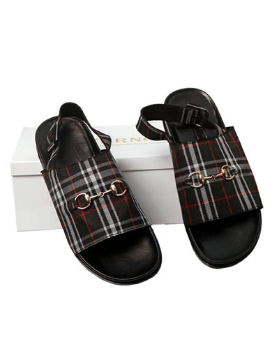 CHECK BERRY SANDAL WITH HORSEBIT DETAILS